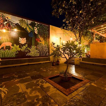 Safari Quest Hotel Mysore Exterior photo
