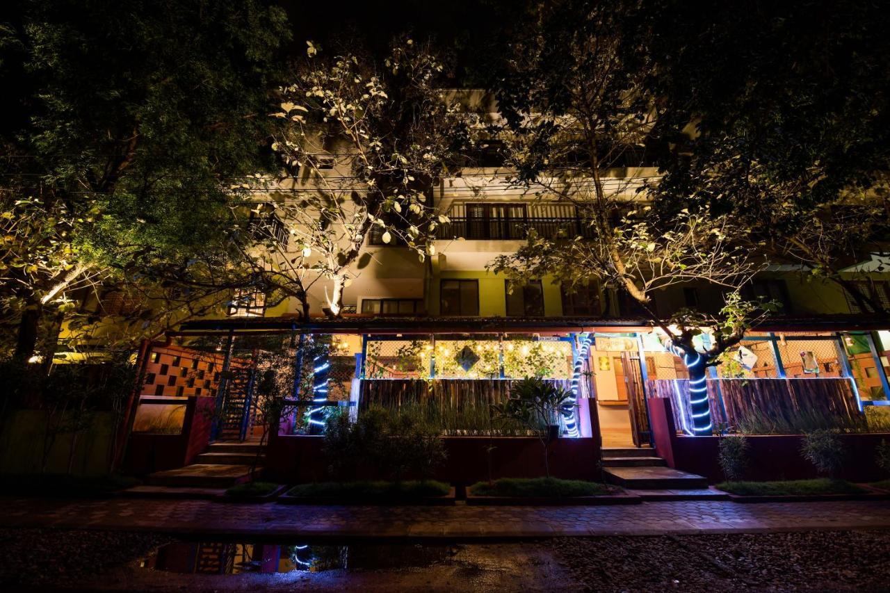 Safari Quest Hotel Mysore Exterior photo