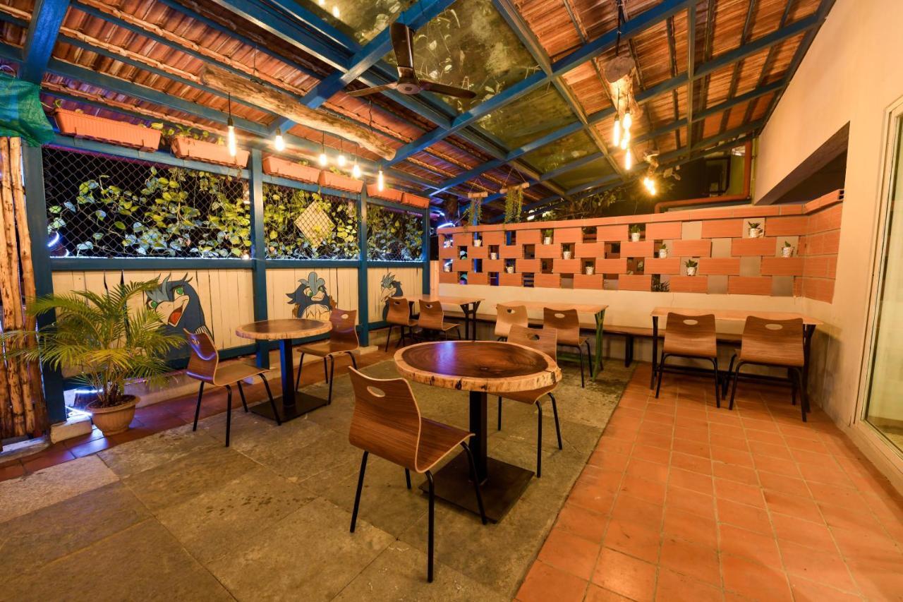 Safari Quest Hotel Mysore Exterior photo