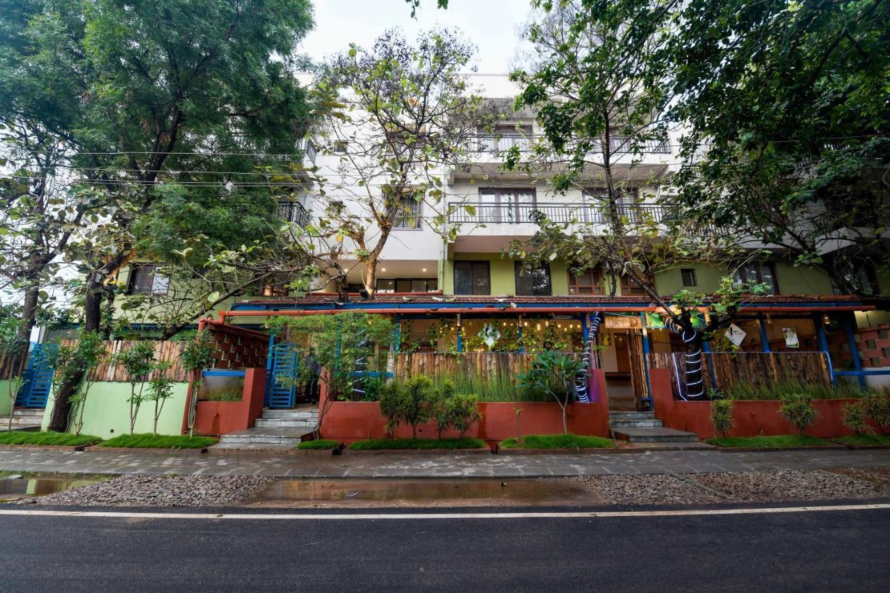 Safari Quest Hotel Mysore Exterior photo